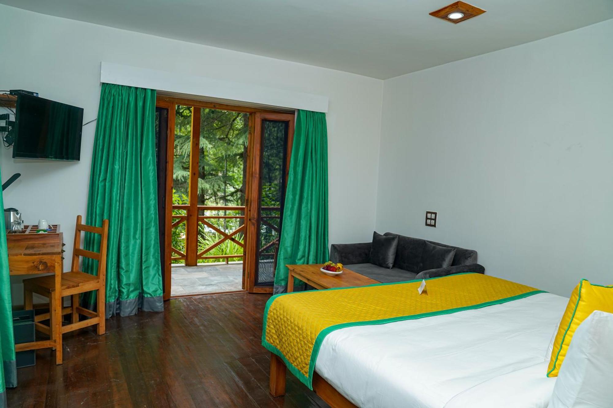 Hotel Zone Connect By The Park, Manali Exteriér fotografie