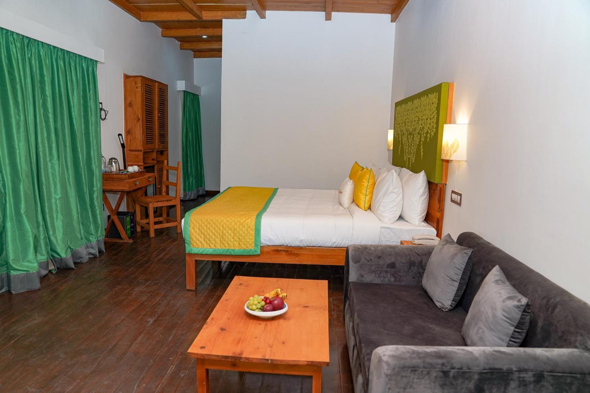 Hotel Zone Connect By The Park, Manali Exteriér fotografie