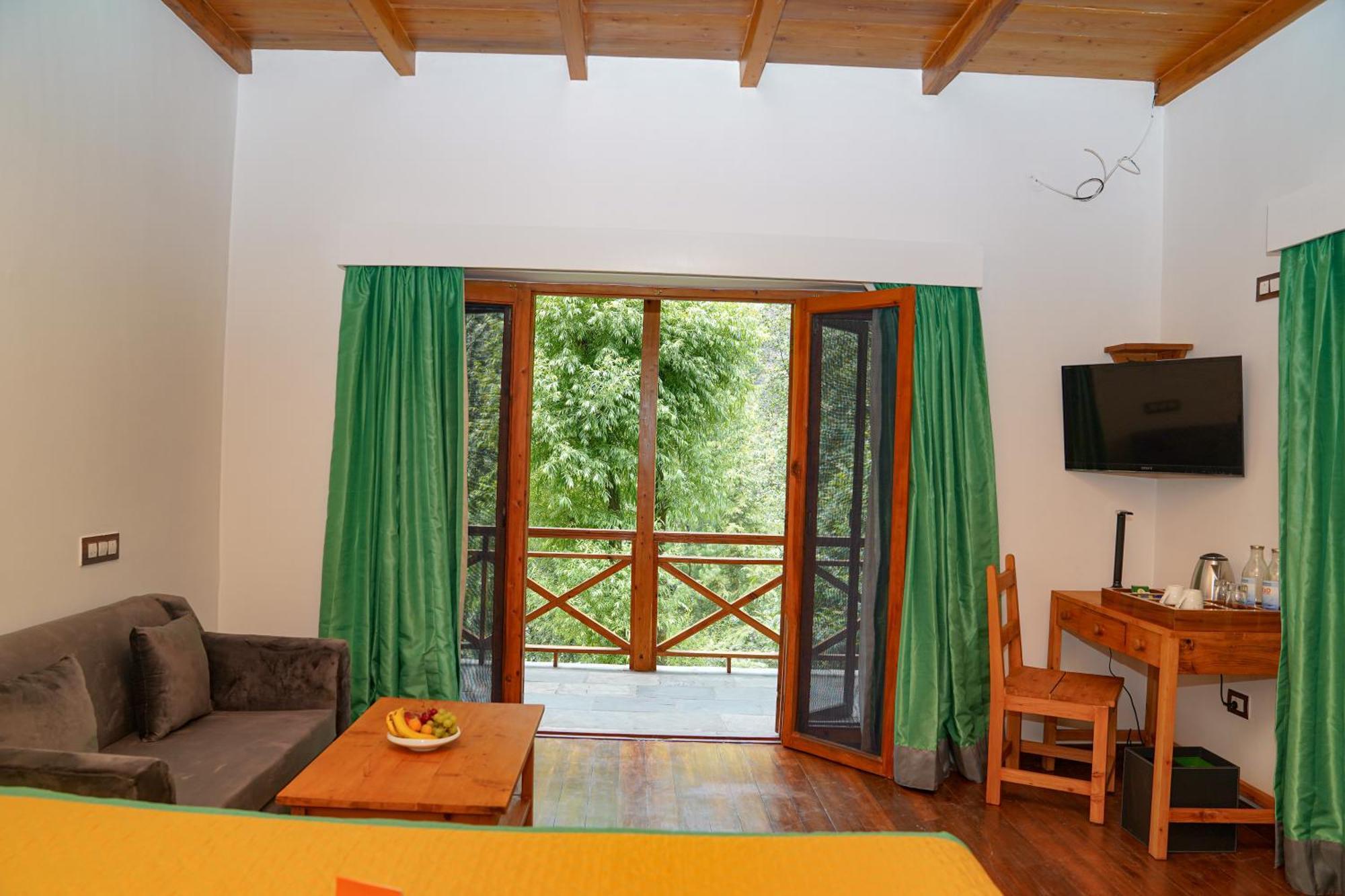 Hotel Zone Connect By The Park, Manali Exteriér fotografie