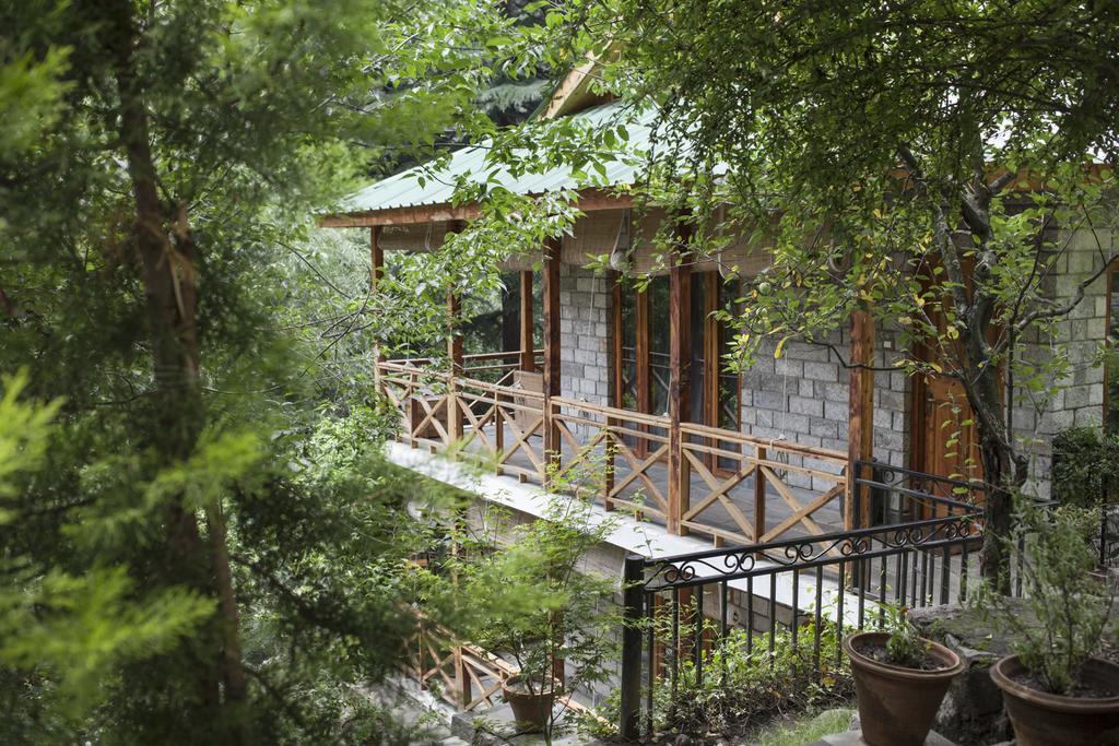 Hotel Zone Connect By The Park, Manali Exteriér fotografie